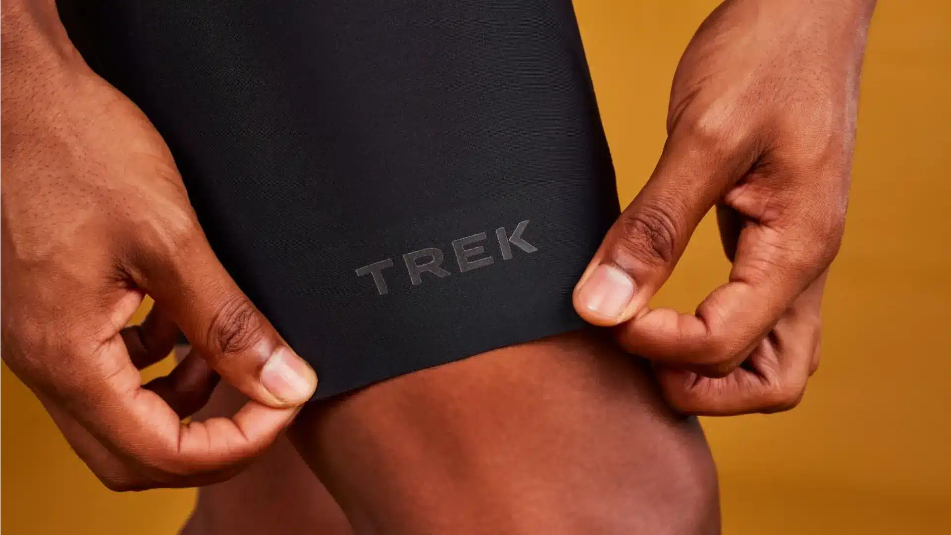 ביב רכיבה TREK VELOCIS CYCLIMG SHORT BIB שחור אמין אופניים